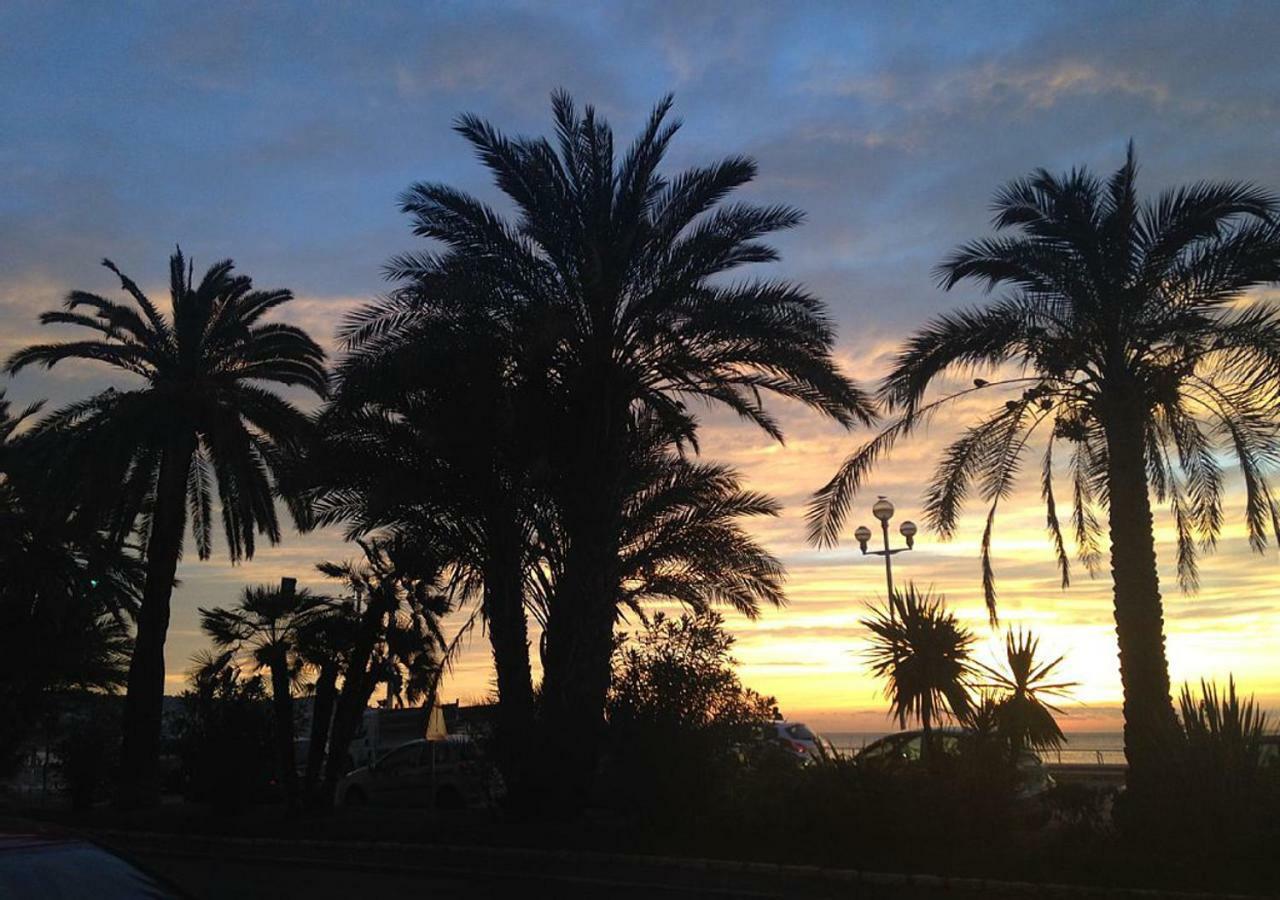 Studio Promenade Des Anglais นีซ ภายนอก รูปภาพ